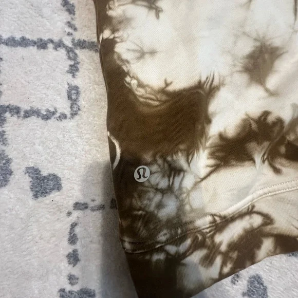 Lululemon Athletica Scuba Oversized Pullover with hood - Picture 3 of 4